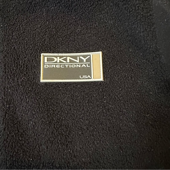 DKNY USA Black Fleece Vest – Women’s Size S – Vintage Donna Karan New York - Picture 3 of 10
